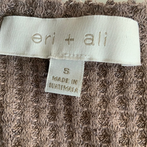 Anthropologie eri & ali Chocolate Brown Waffle Knit Tunic Hem V Neck Top SZ S - Picture 5 of 10